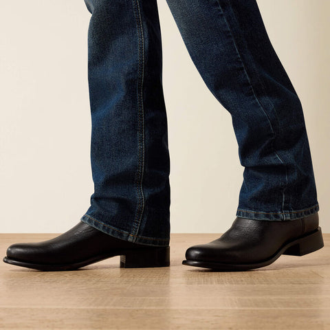 Ariat Men's M7 Slim Ray Classic Rise Pro Series Straight Leg Jeans