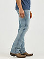 Men's Wrangler Retro® Slim Fit Bootcut Jean in BR Wash