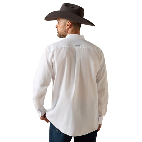 Ariat Men's Wrinkle Free Solid Classic Fit Shirt