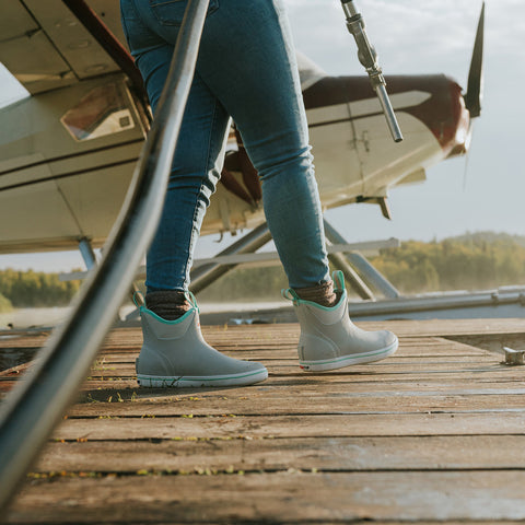 XTRATUF Women's Ankle Deck Boot – GREY